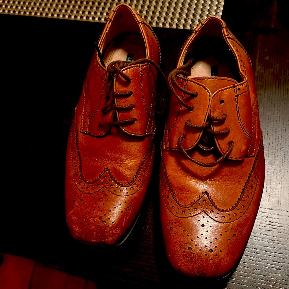 Florsheim boys shoes are worn three times